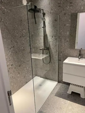 2 Slaapkamers Orly 1 Apartmán